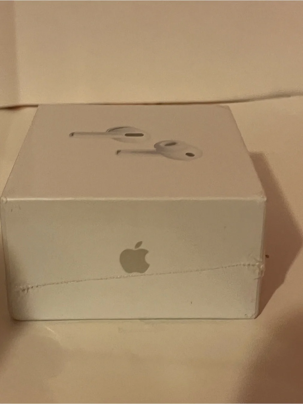 Apple White True Wireless Earbuds with charging case